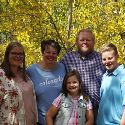 Scott Olson with family
